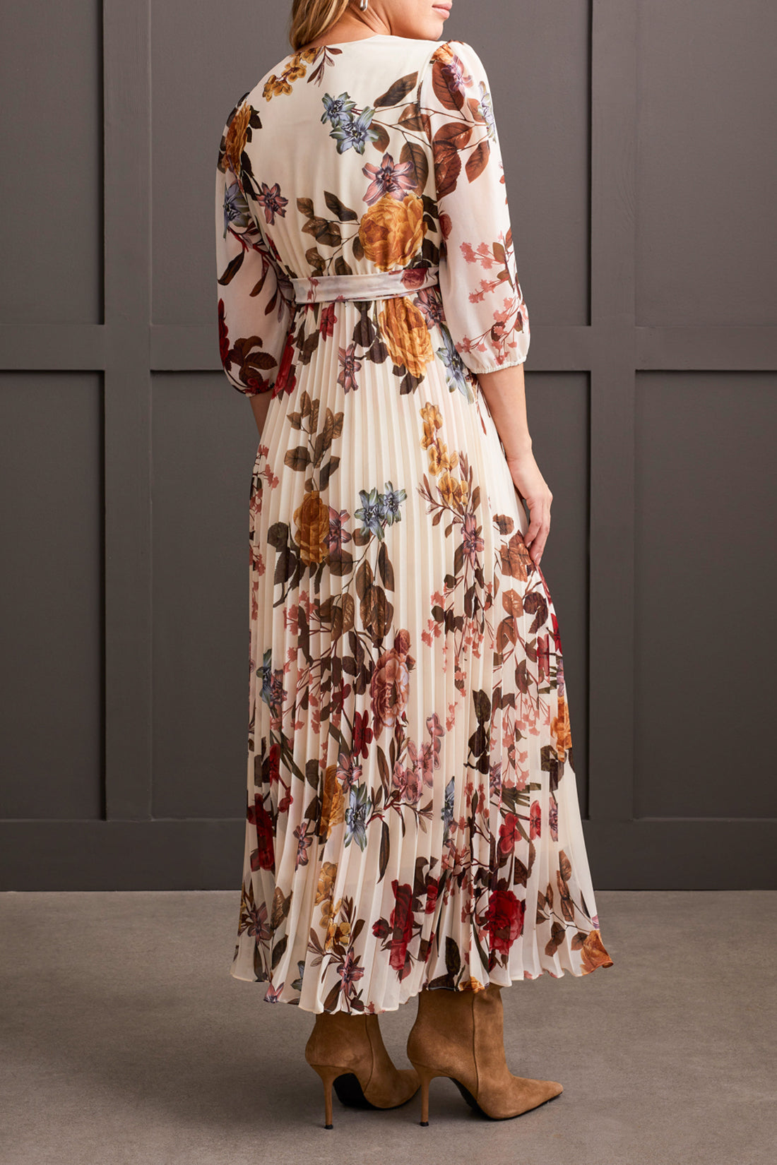 3/4 Sleeve Pleated Skirt Printed Maxi Dress Moonstone Floral