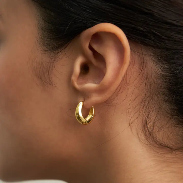 18K Gold Zenith Huggies Gold