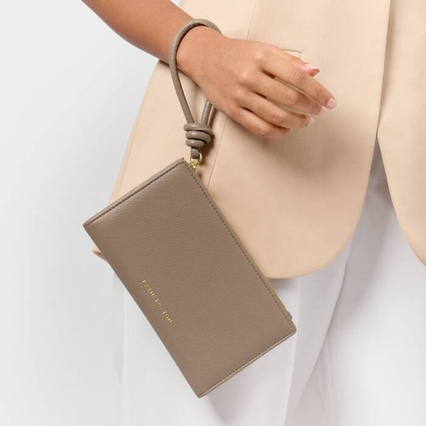 Asha Fold Out Wristlet Mocha