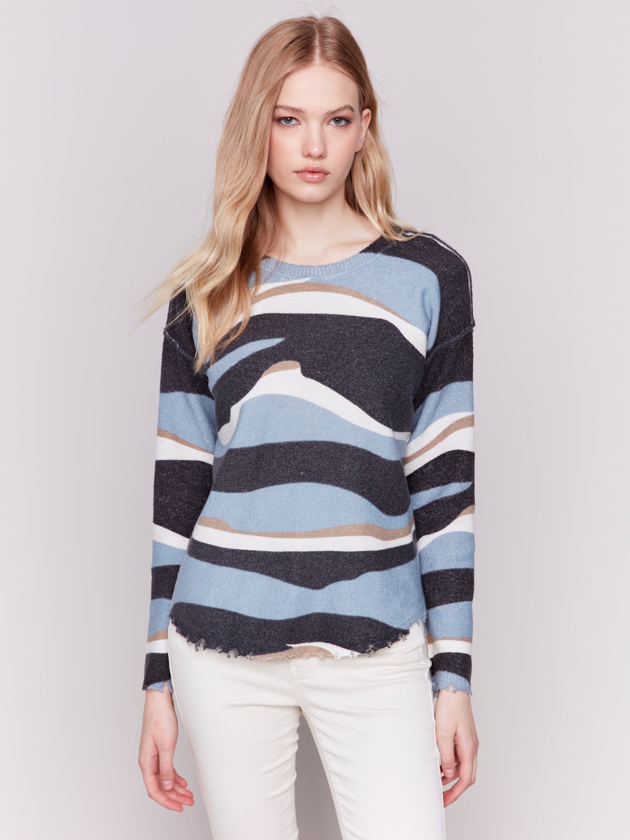 Wavy Print Reversible Dist. Hem Plush Sweater Denim