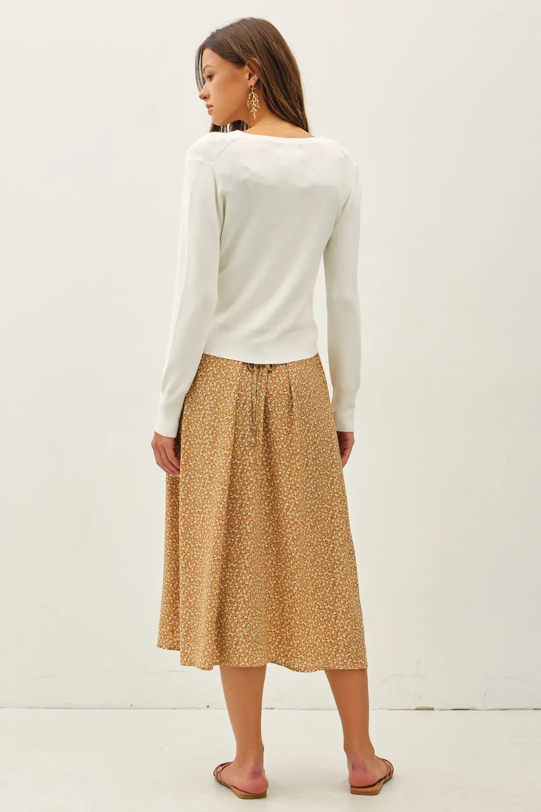 Ribbed Crew Neck Cardigan Off White