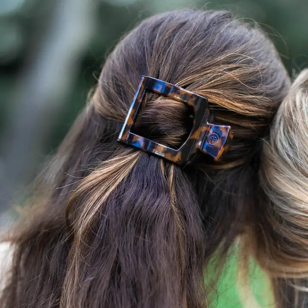 Teleties Medium Flat Square Hair Clip Tortoise