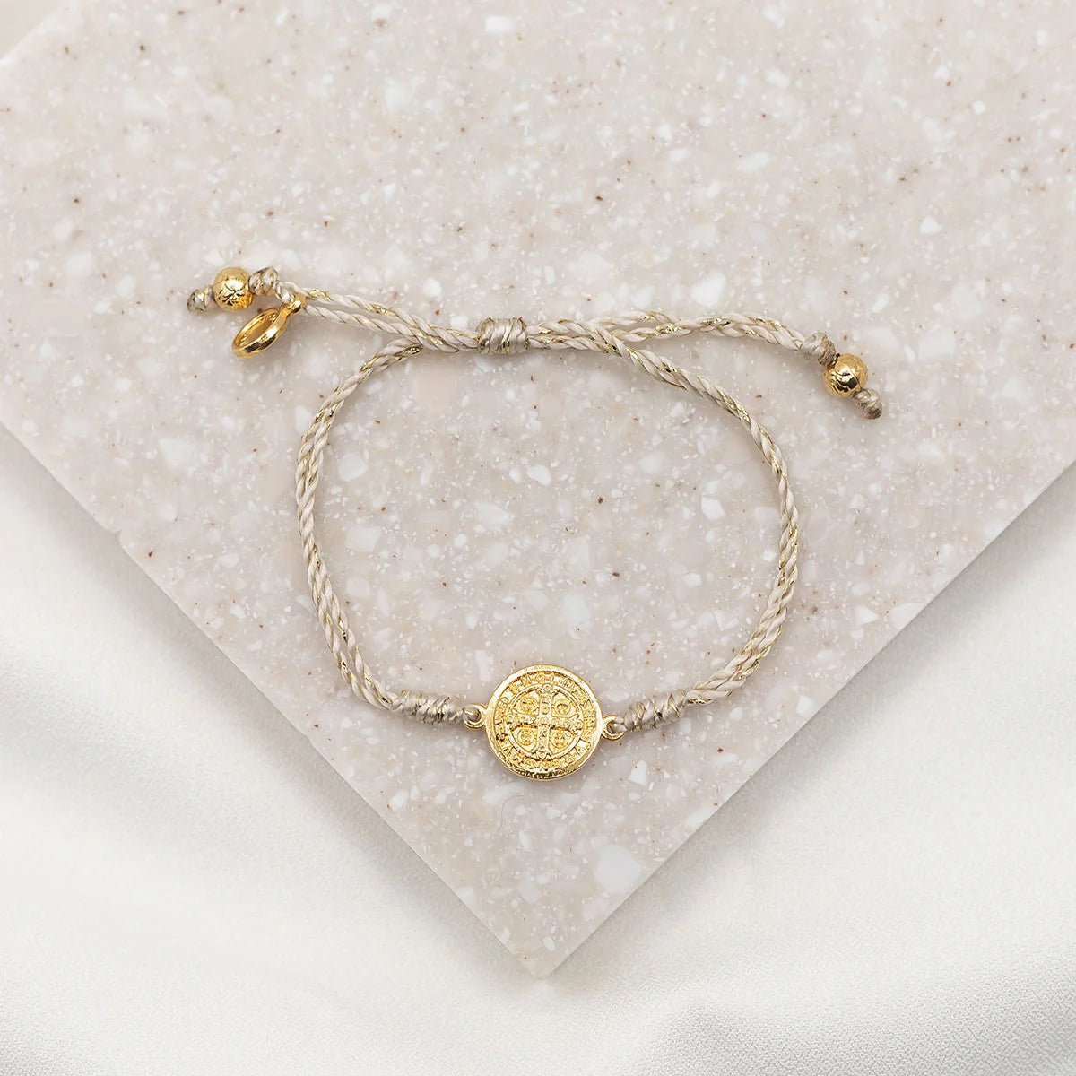 Serenity Blessing Bracelet Metallic Gold | Gold