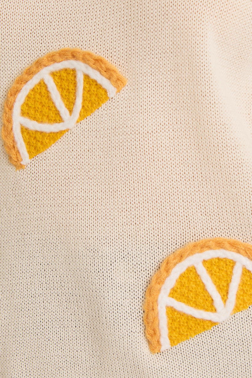 Round Neck Sleeveless Orange Patch Sweater Top Cream