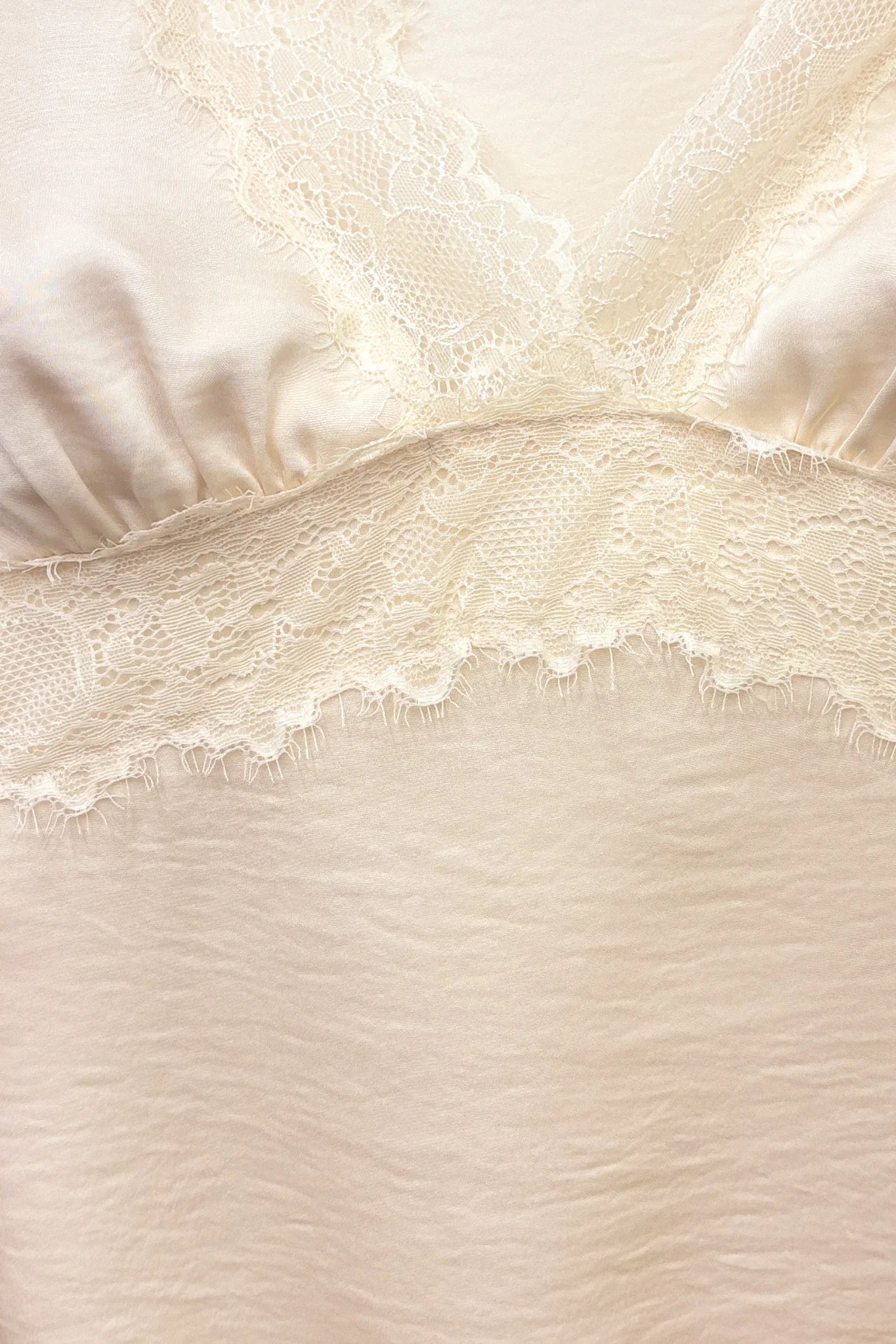 Short Sleeve Lace Trimmed Top Ivory