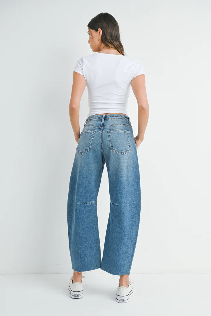 Seam Detail Barrel Leg Jeans Medium