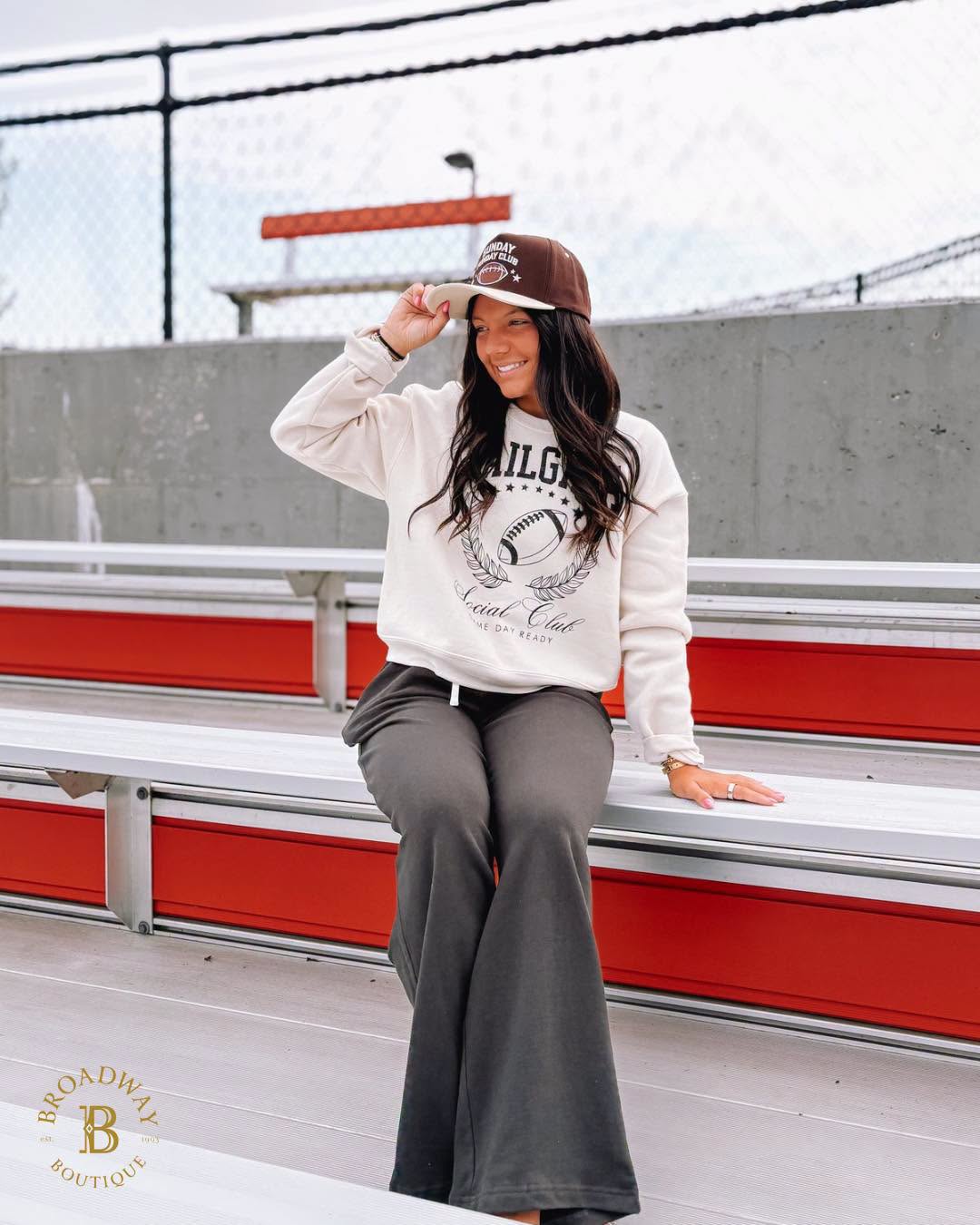Tailgate Social Club Mid Cropped Sweatshirt Heather Dust