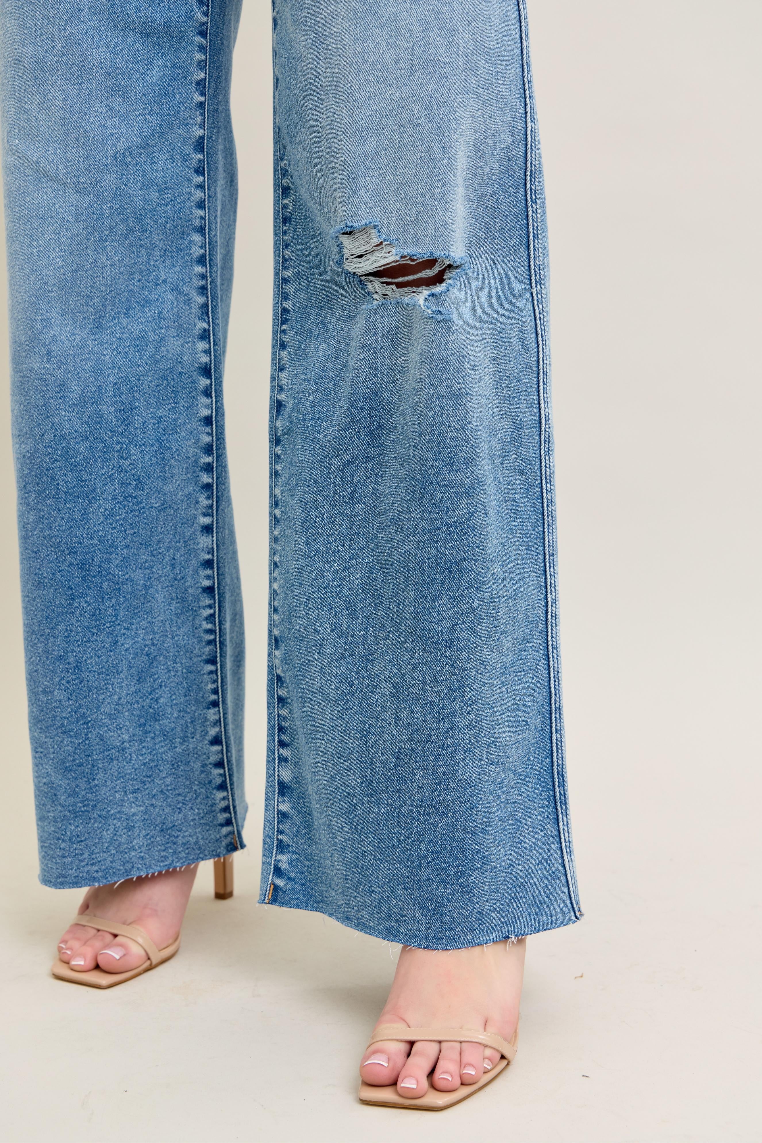 Vintage Wash Wide Leg Destructed Jeans Medium