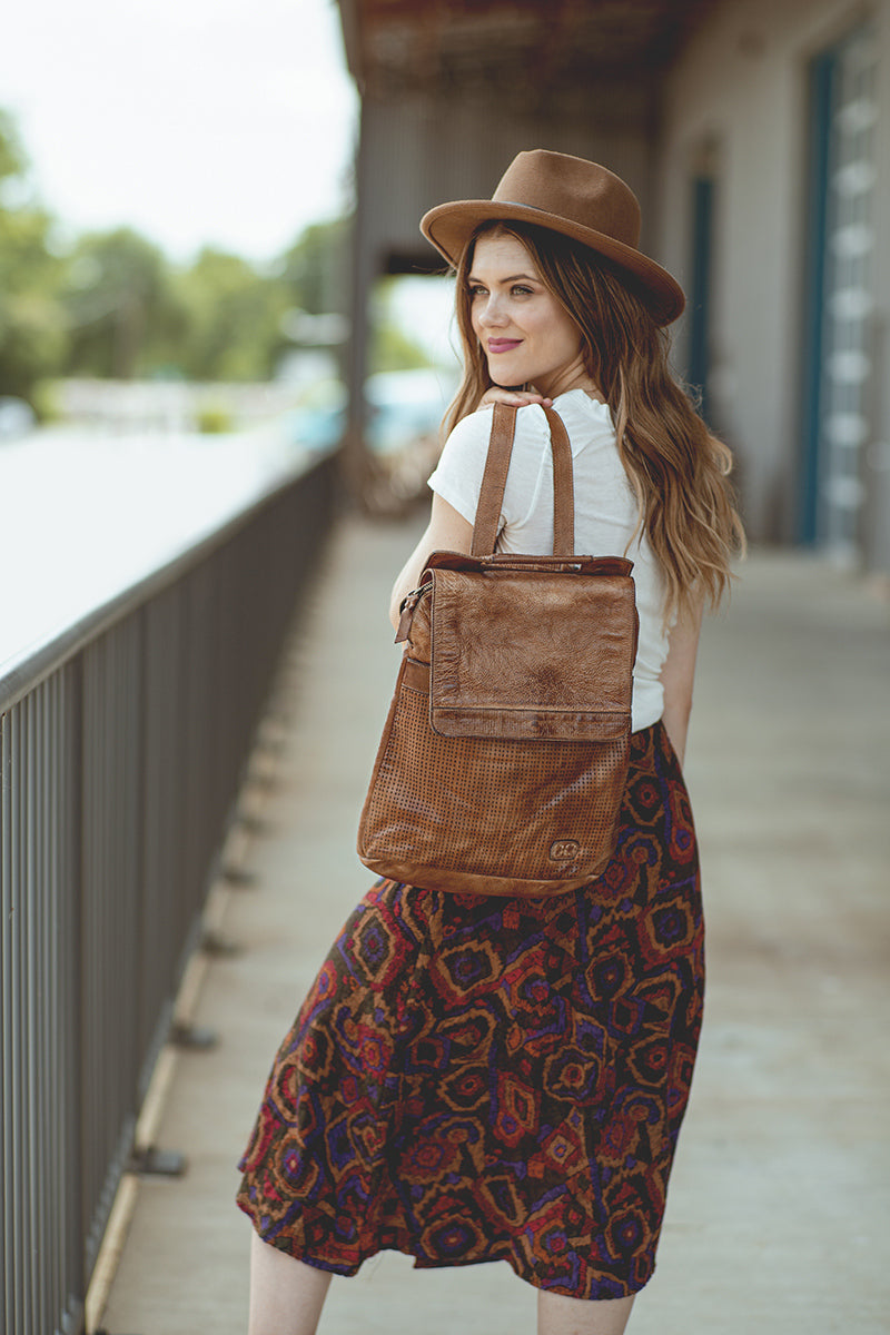 Patsy Convertible Bag Tan Rustic
