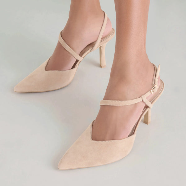 Kamra Pumps Camel Suede