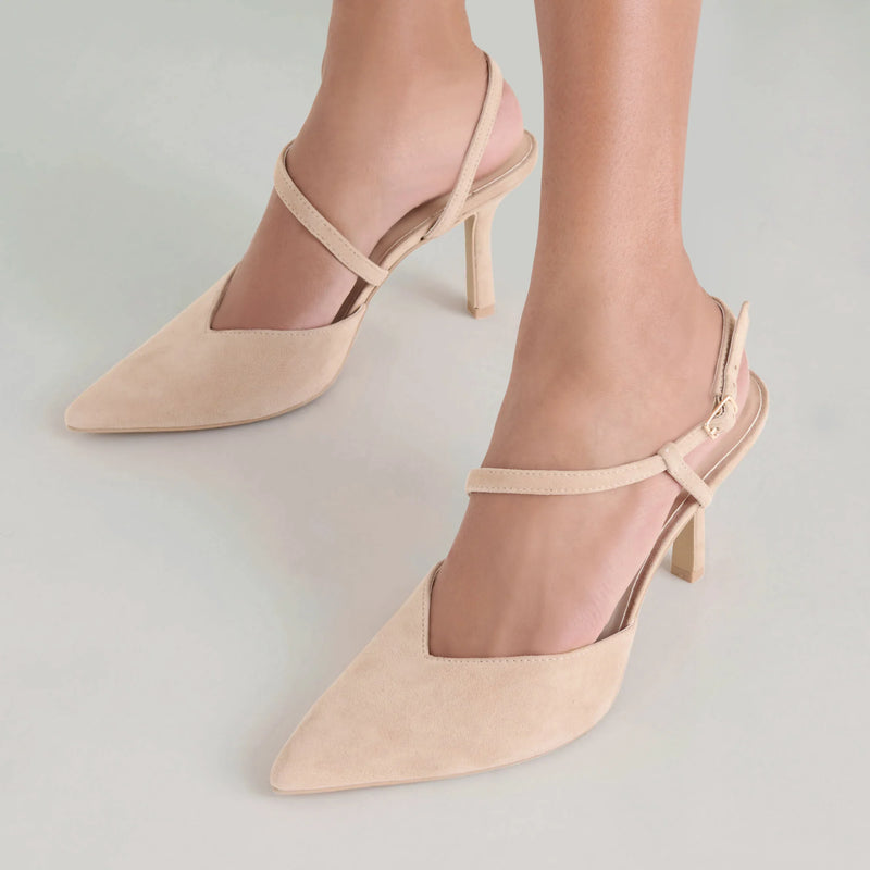 Kamra Pumps Camel Suede