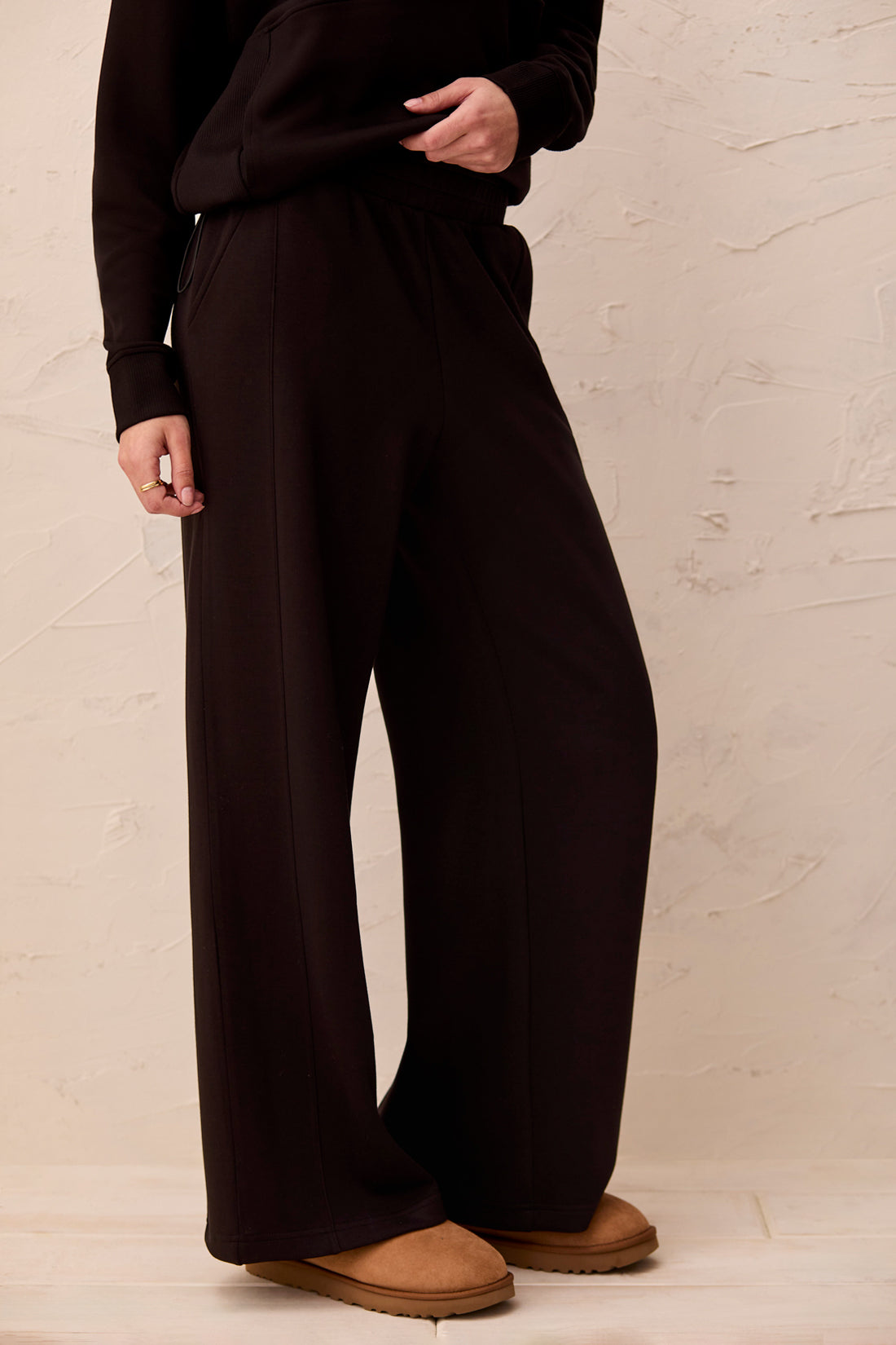 Pull On Lounge Ankle Pants Black