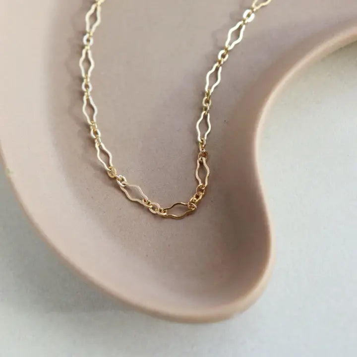 Clara Chain Necklace