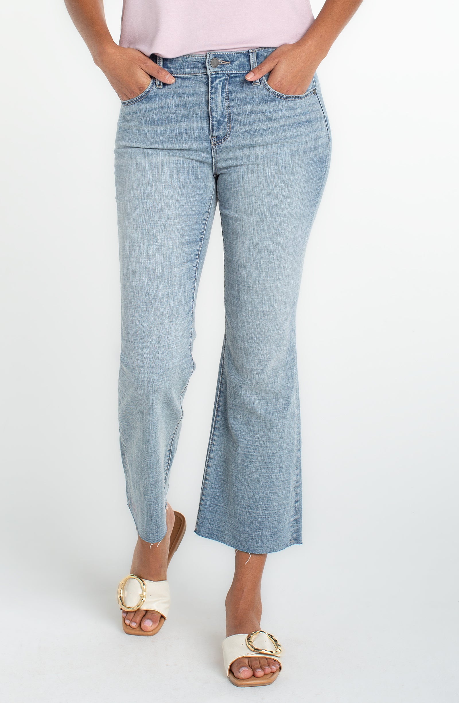 Hannah Cut Hem Crop Flare Jeans Temescal