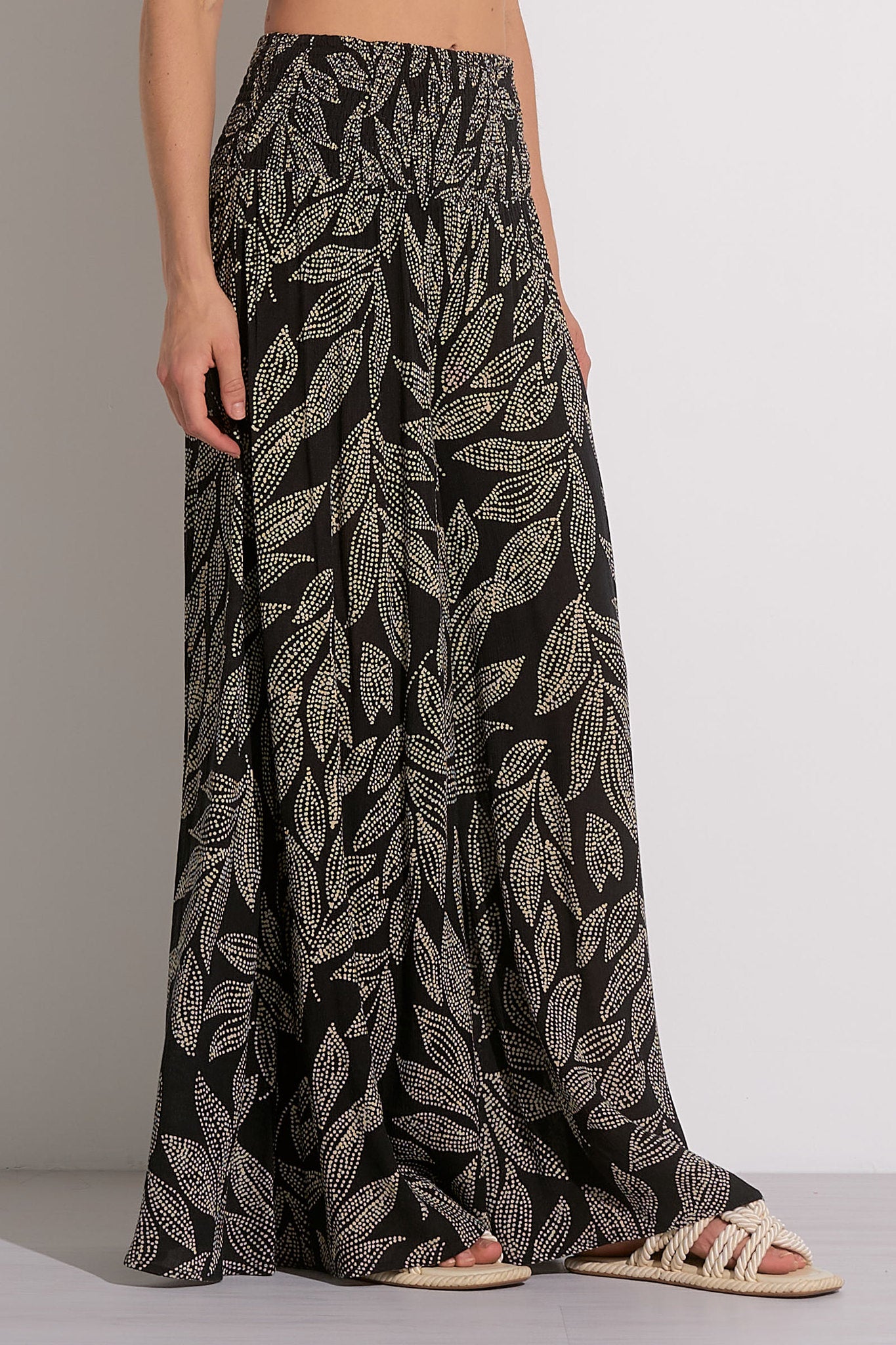 Smock Waist Printed Palazzo Pants Black Cartagen