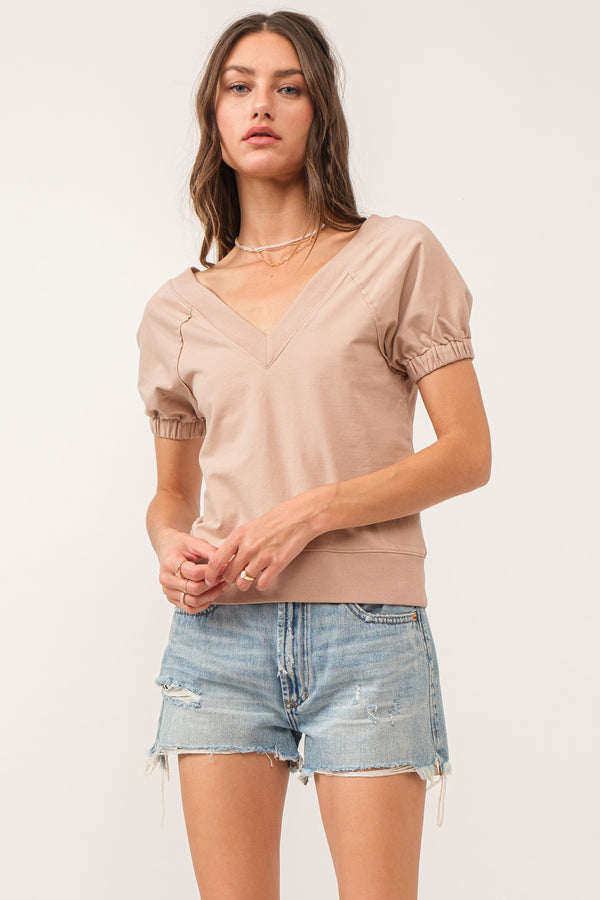 Rocky Short Raglan Sleeve Vneck Top Warm Sand