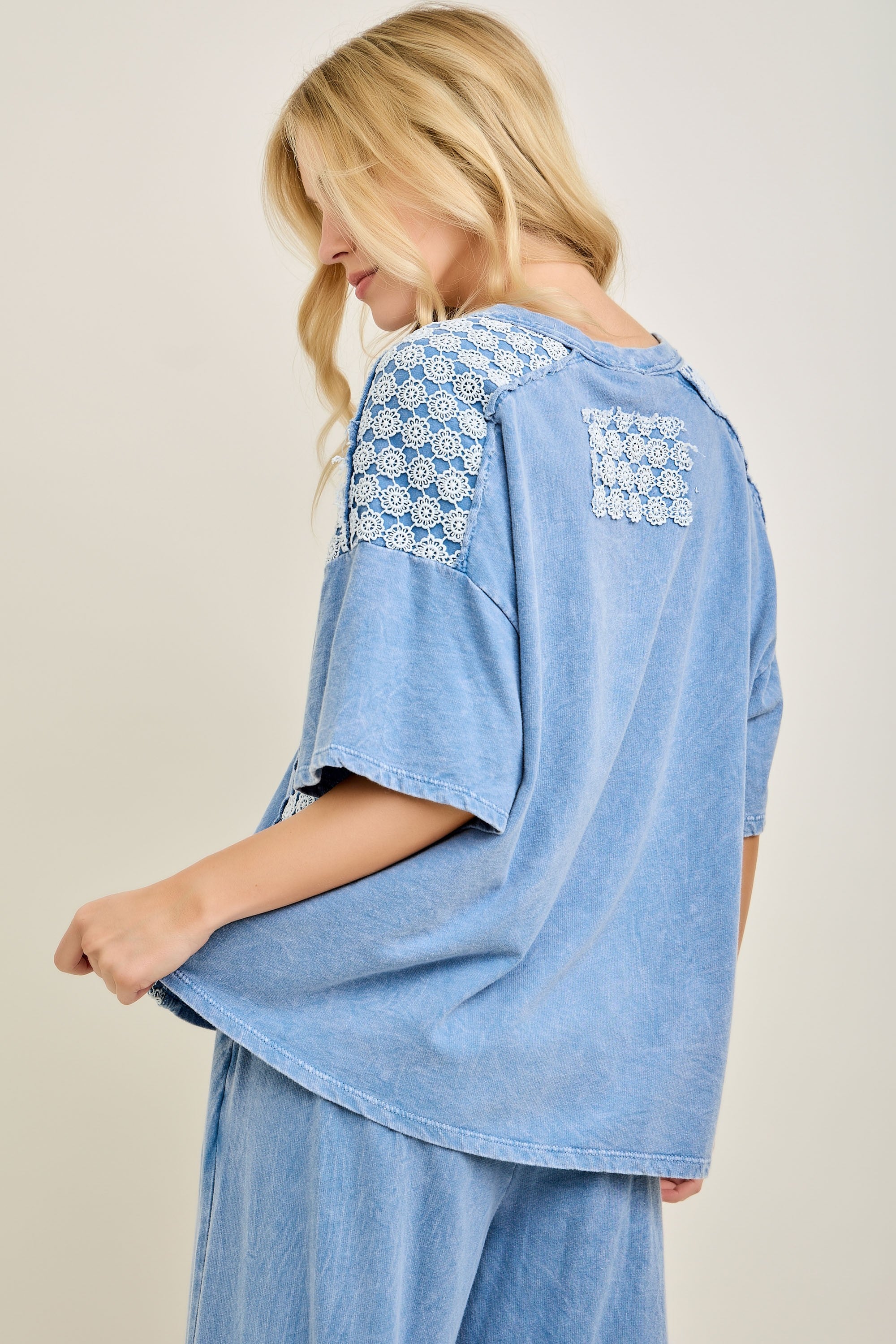 Mineral Washed Flower Daisy Trim Vneck Top Denim Blue