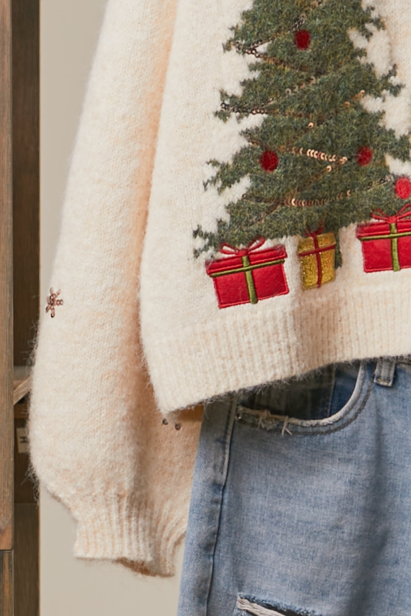 Christmas Tree Embroidered Soft Cardigan Ivory
