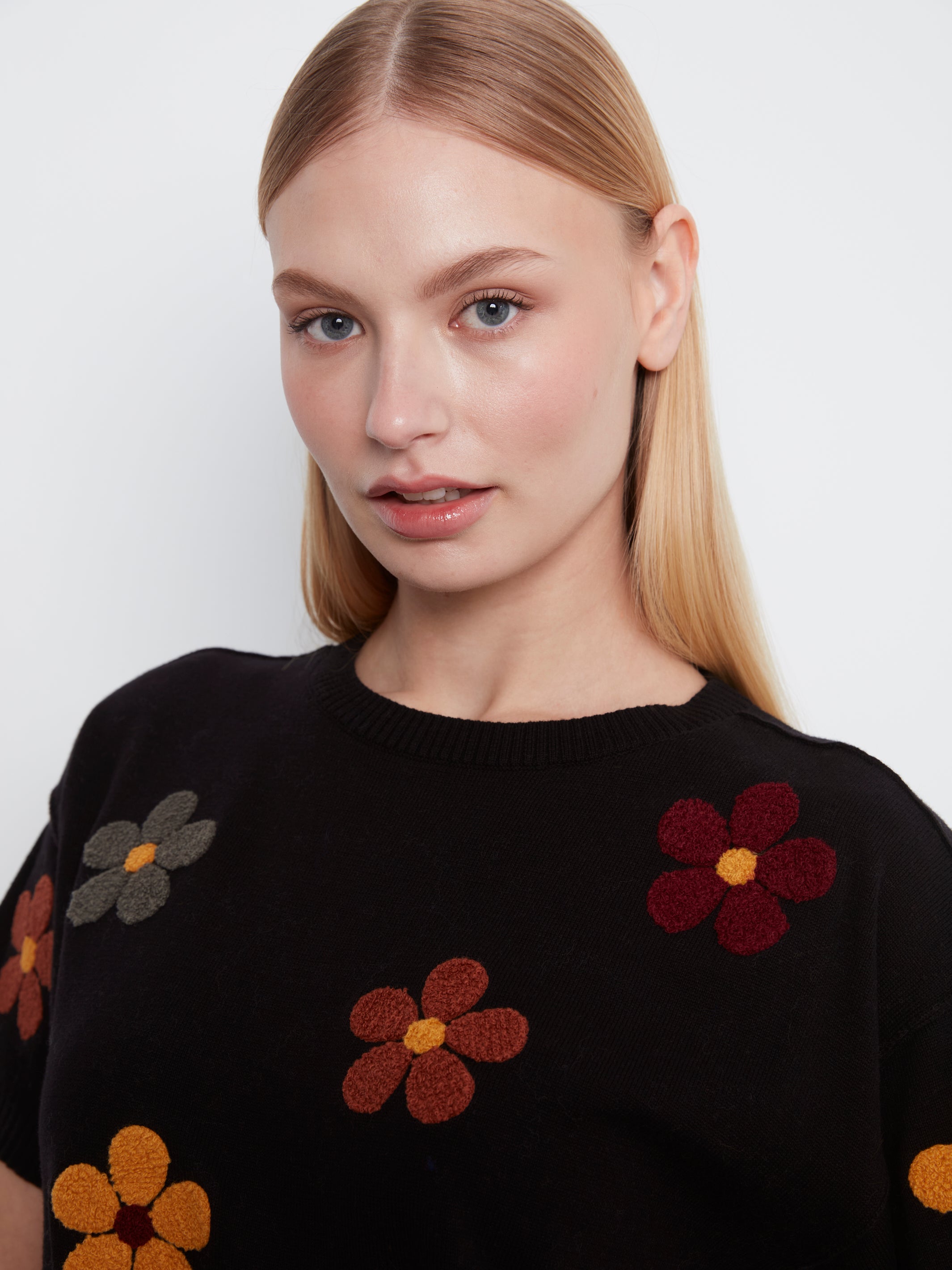 Embroidered Flowers Elbow Sleeve Sweater Black