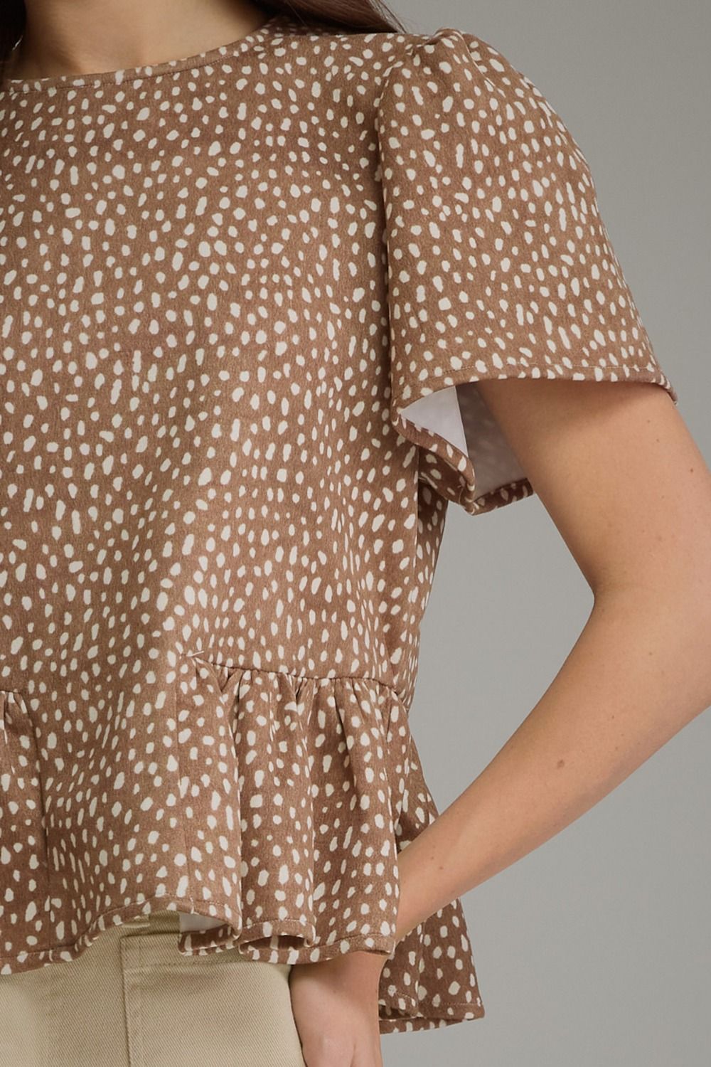 Ruffle Hem Fawn Print Short Sleeve Top Brown Ecru
