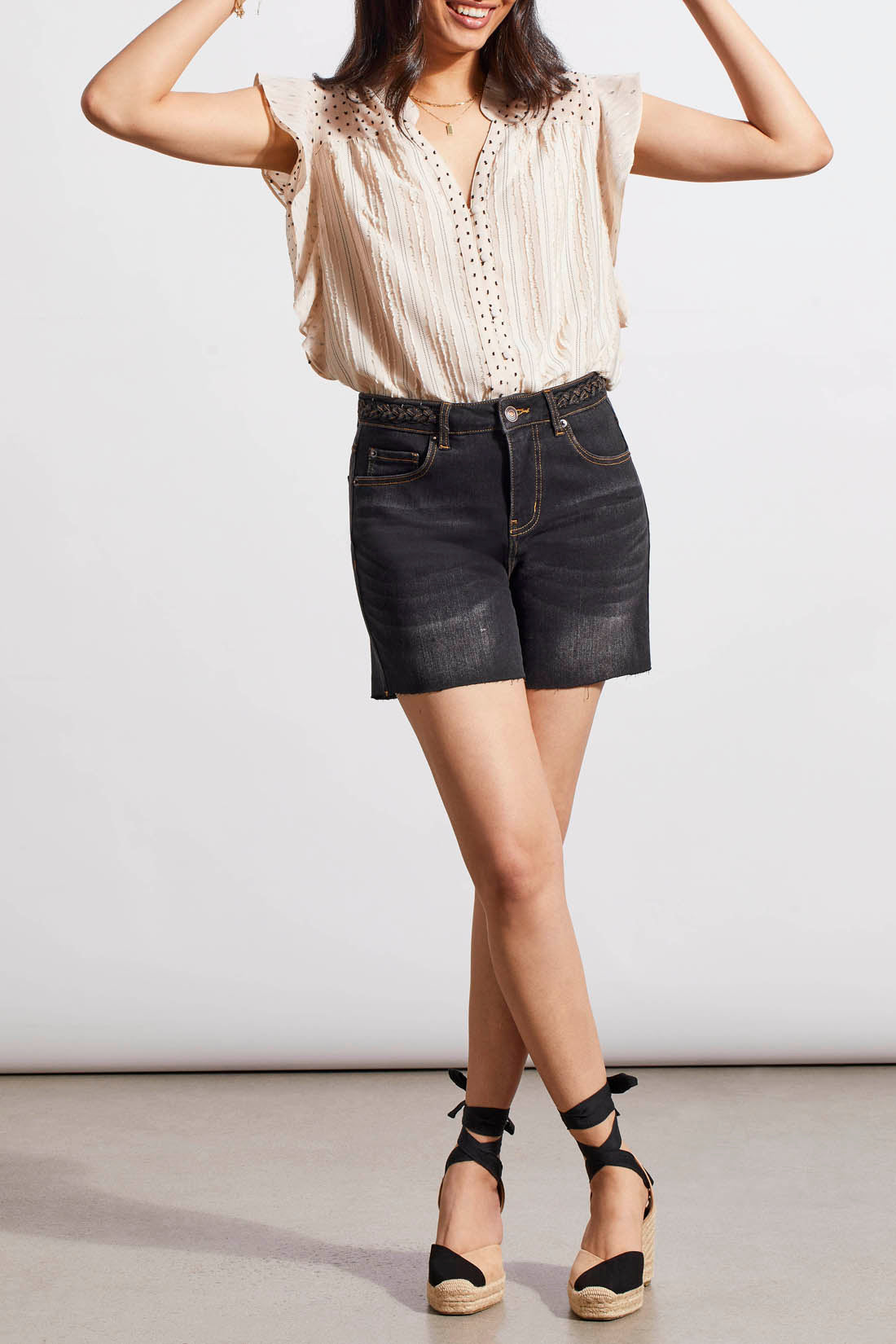 Audrey Girlfriend Classic Denim Short Dusty Black