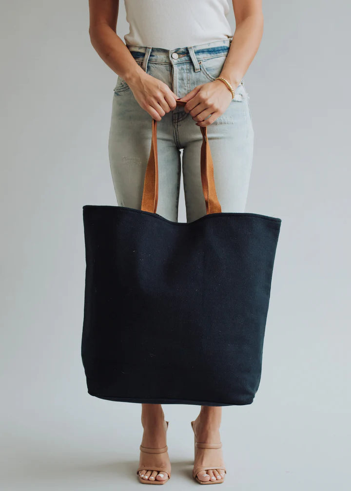 It's A Good Day To Drink On The Lake Tote