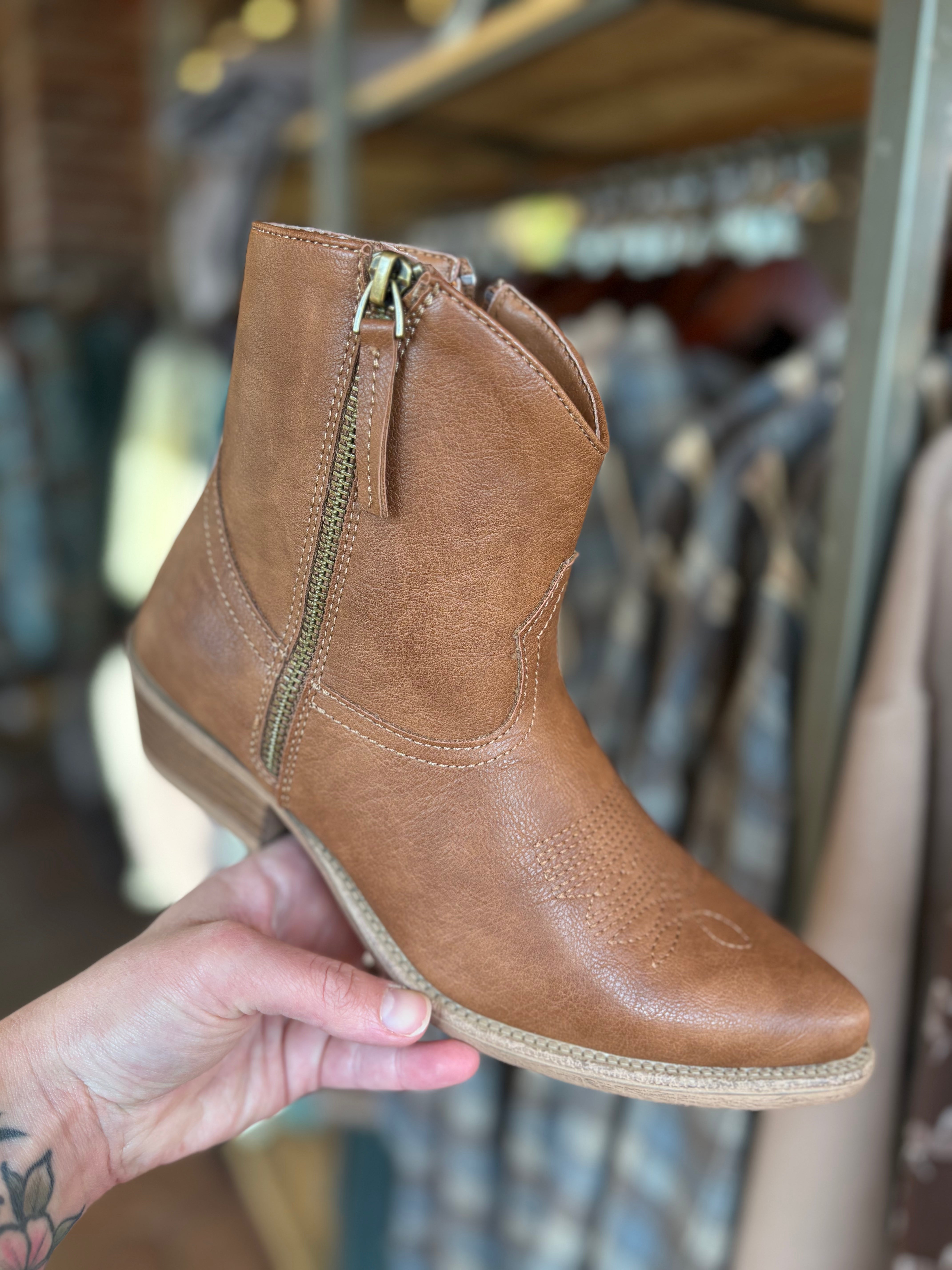 Bernadette Boots - Tan