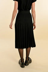 Pleated Knit Midi Skirt Black