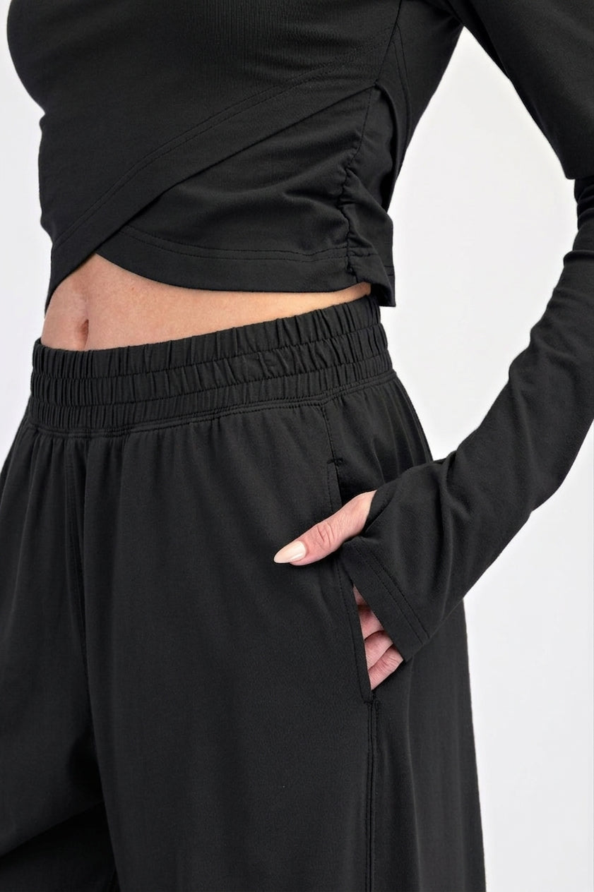 Wanderer Long Sleeve Crossover Set Black