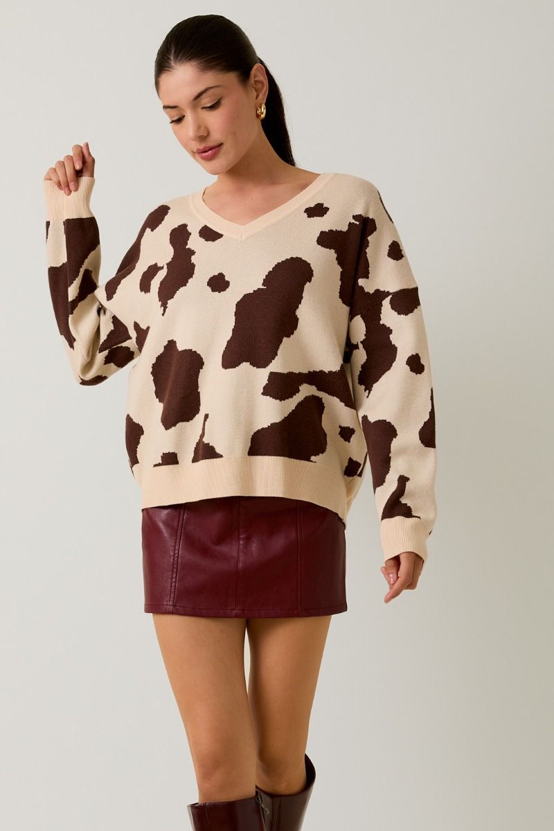 V-NECK LONG SLEEVE COW PATTERN SWEATER Cream-Brown Animal