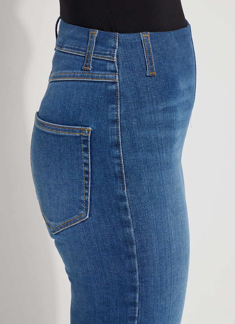 Premium Denim Relaxed Straight Jeans Authentic Midwash