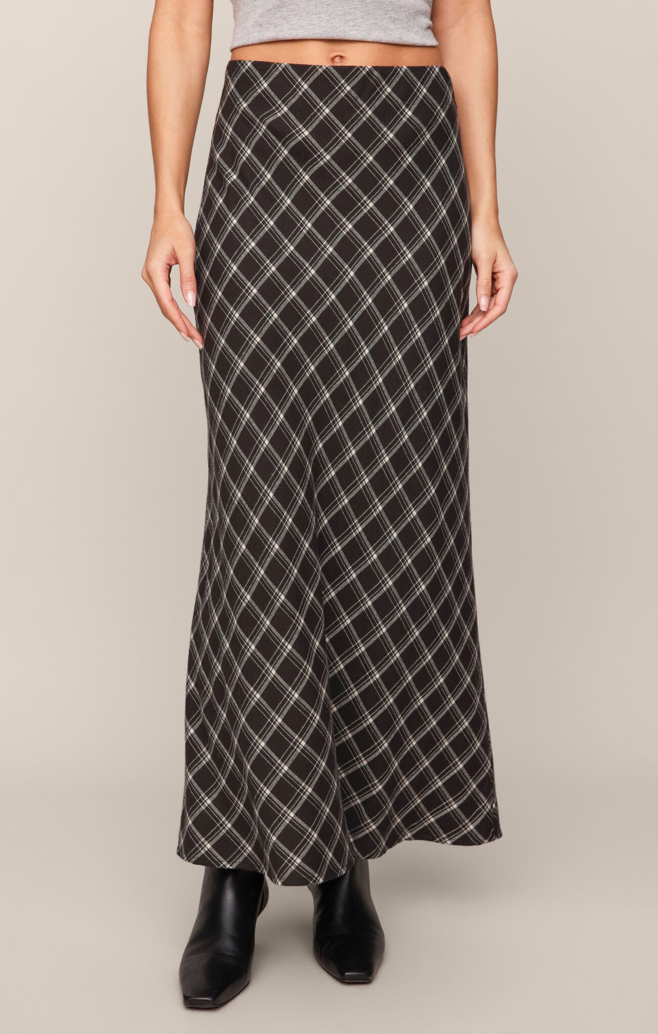 Europa Plaid Skirt Ash Black