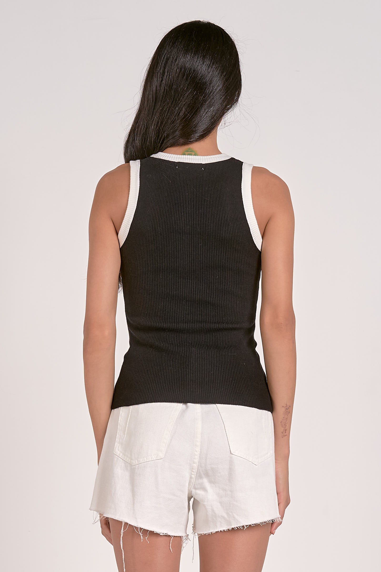 Contrast Trim Tank Black White