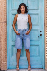 Brooke Hugging Wide Bermuda Shorts East Coast