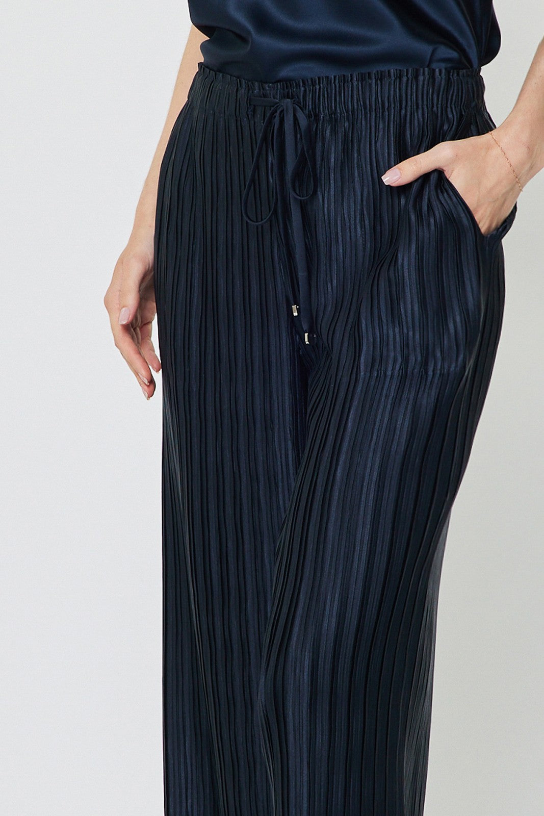Crinkle Pleated Satin Pants Navy