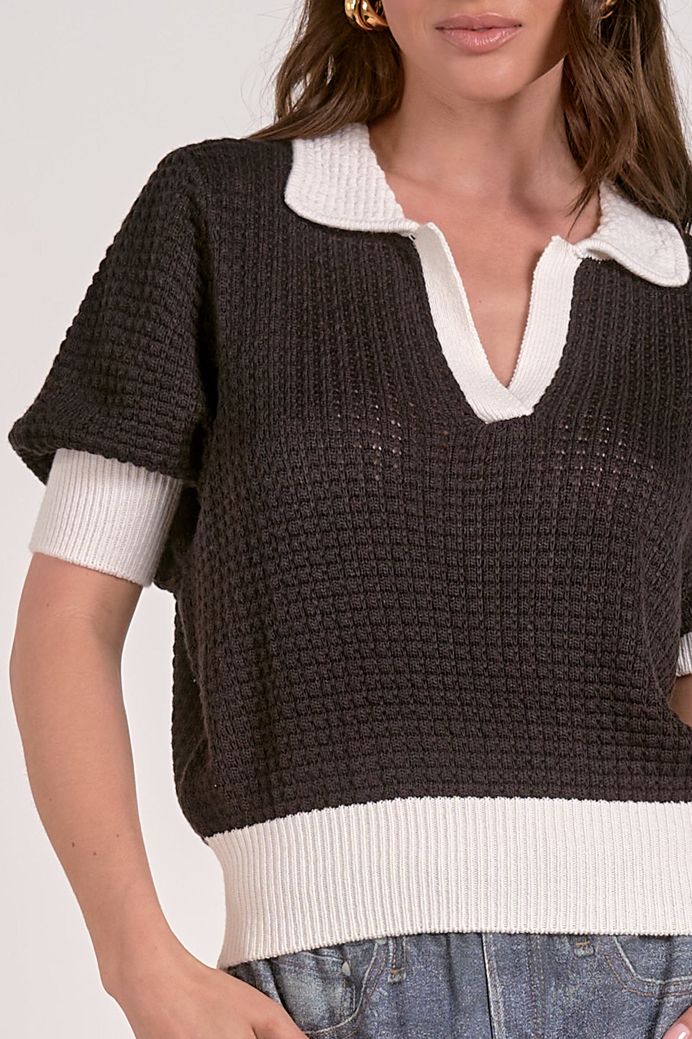 Puff Short Sleeve Contrast Collared Sweater Black White
