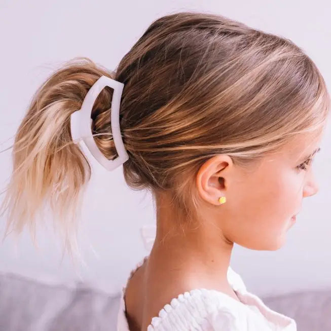 Open Medium Hair Clip Coconut White