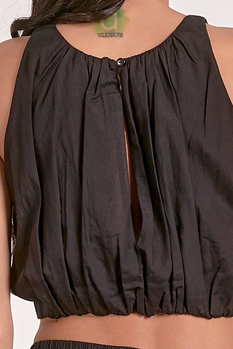 Keyhole Open Back Pleated Crop Tank Black