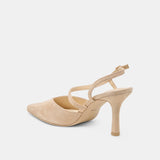 Kamra Pumps Camel Suede