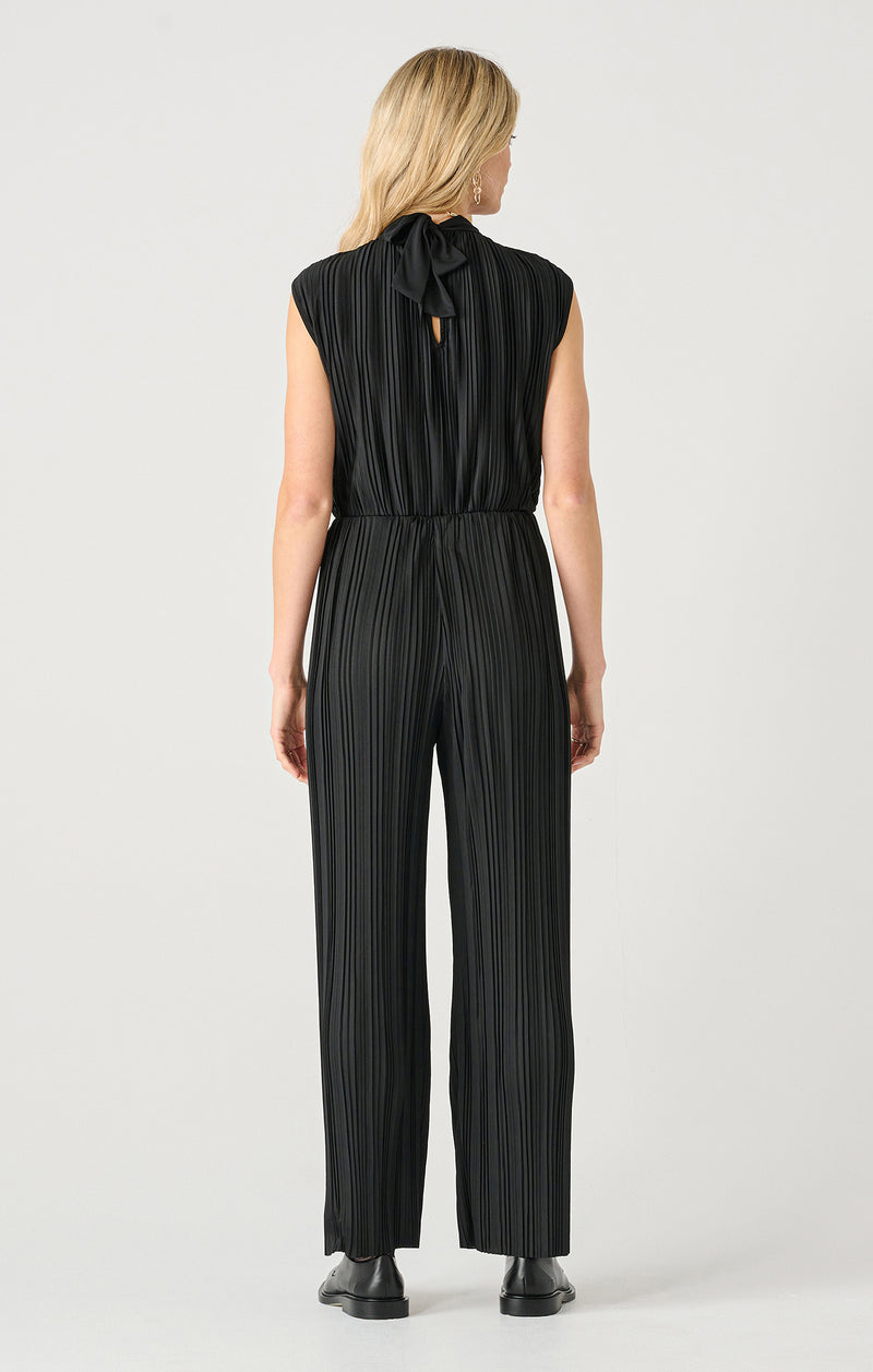 Pull On Pleated Pants Black