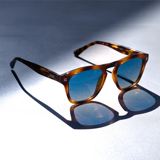 Dash Sunglasses Whiskey Brown Tortoise | Blue Gradient