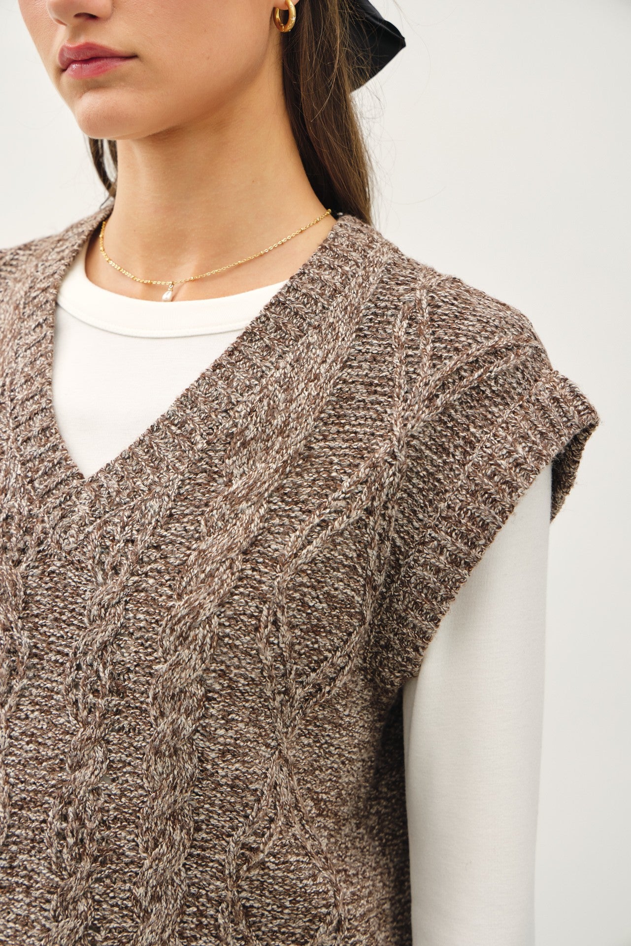 Chunky Cable Knit Sweater Vest Chestnut