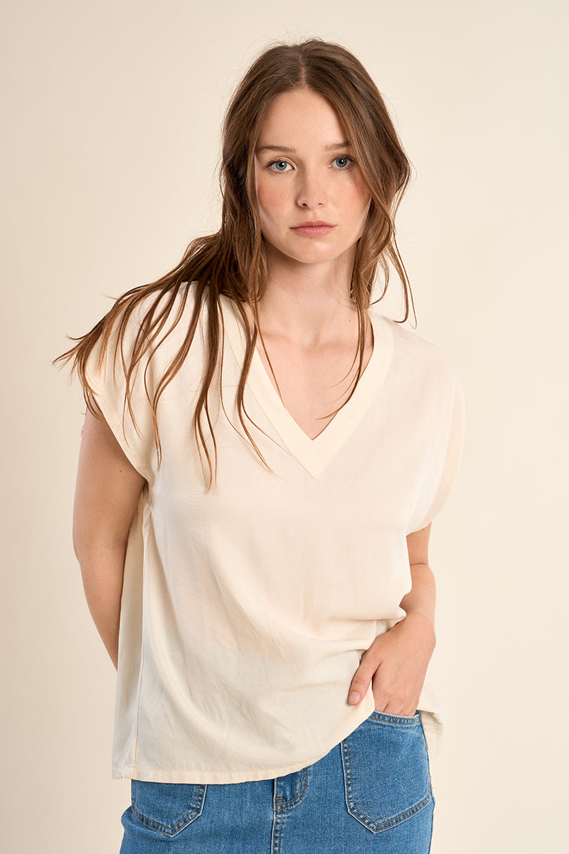 Flowy Vneck Wide Trim Top Cream