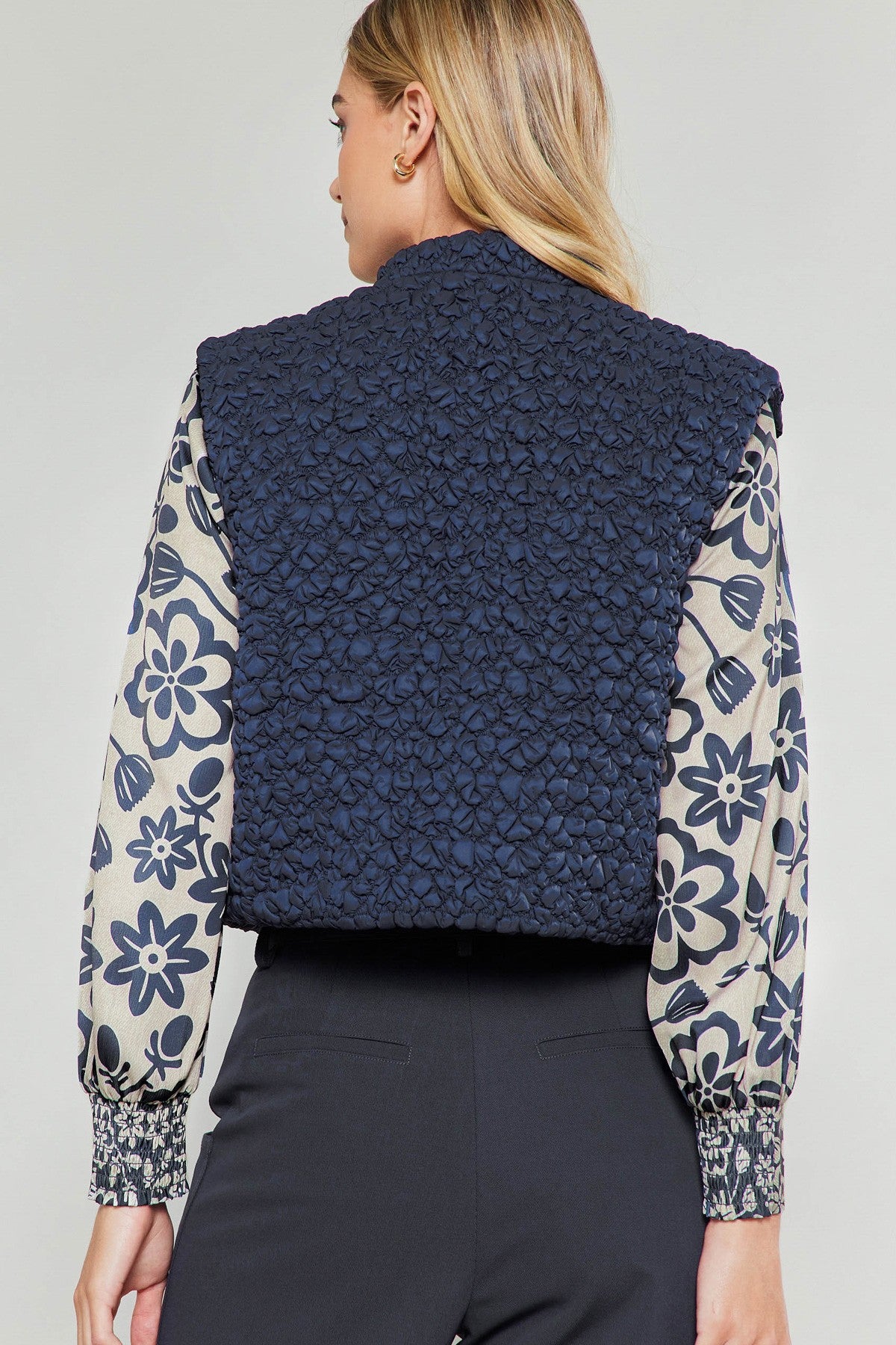 Cropped Bubble Quilted Vest Navy