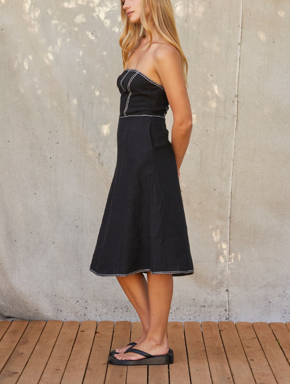 Lesli Contrast Stitch Tube Midi Dress Black