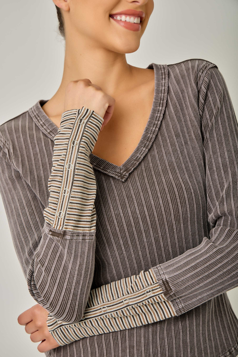 Varigated Rib Washed Pinstripe Cuff Top Chocolate