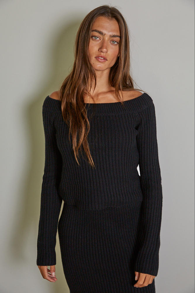 Jaelyn Boat Neck Top Black