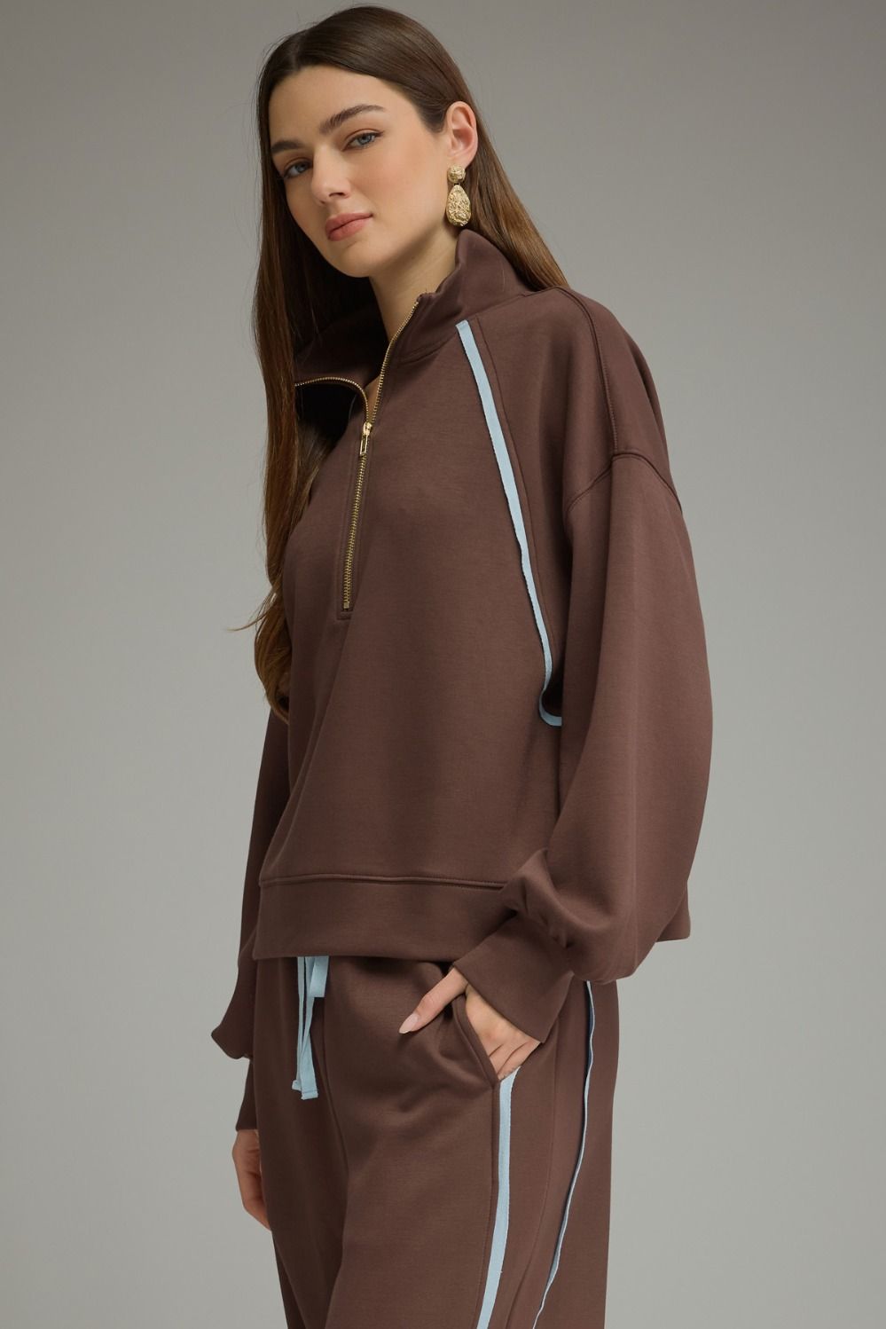 Contrast Taping Detail 1/4 Zip Neck Pullover