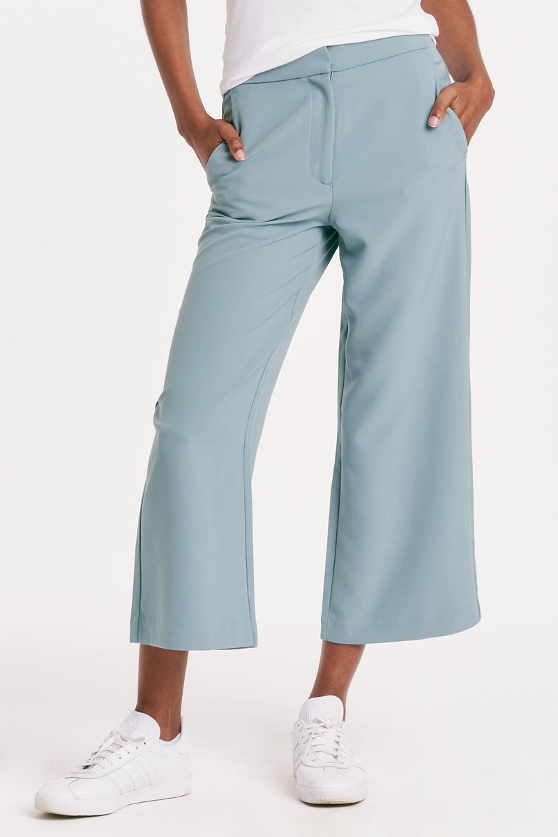 Denali High Rise Crop Wide Leg Pants Dusty Blue