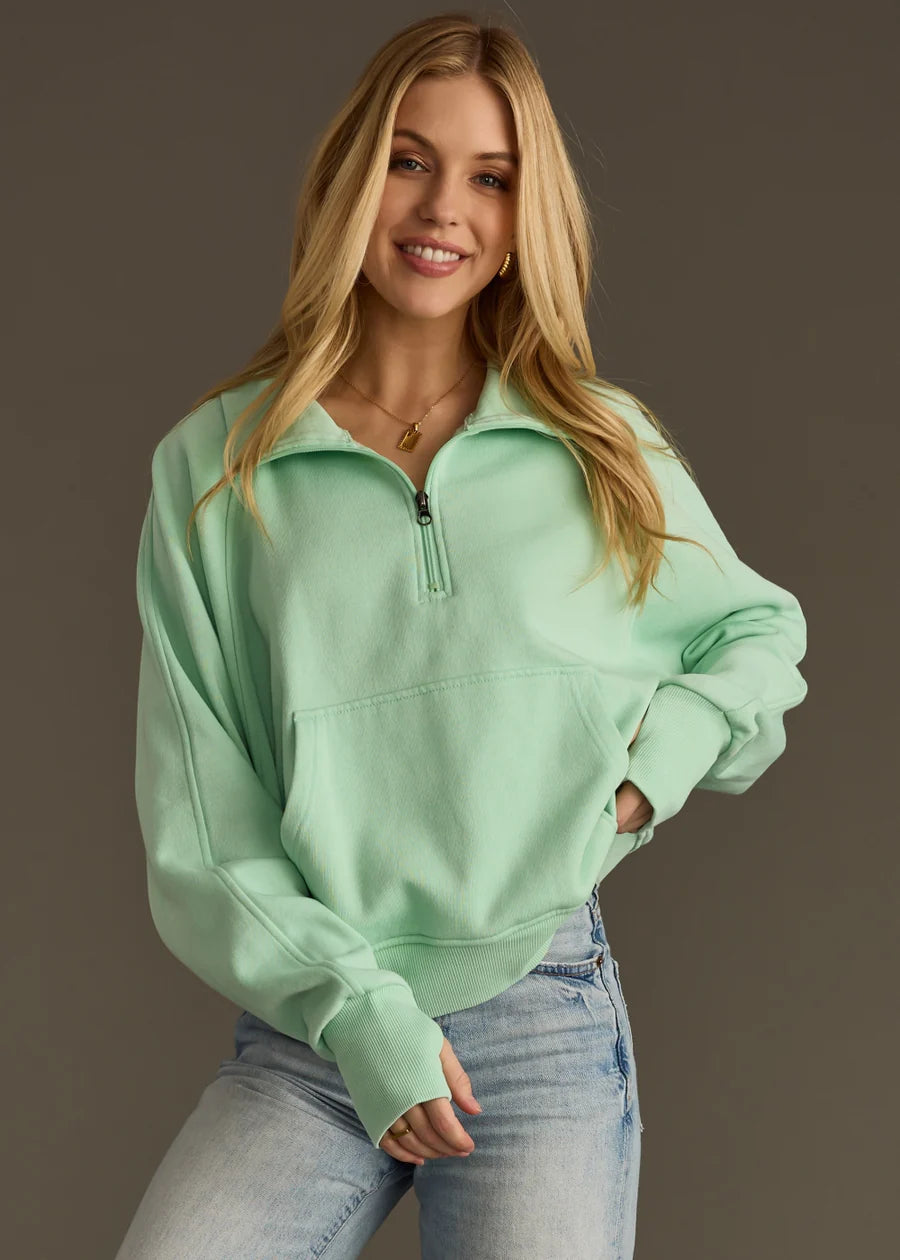 Cropped Funnel Neck 1/4 Zip Sweatshirt Green
